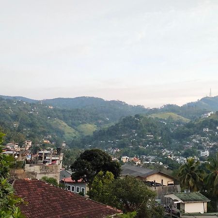 Marvel Hills Kandy Exterior photo