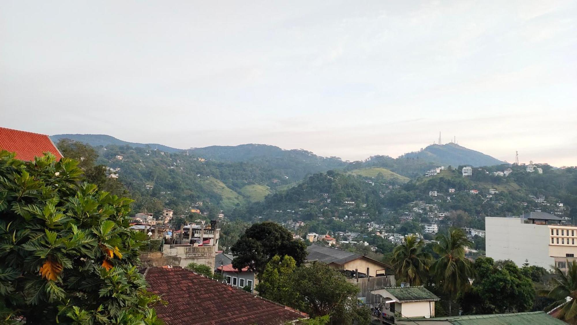 Marvel Hills Kandy Exterior photo
